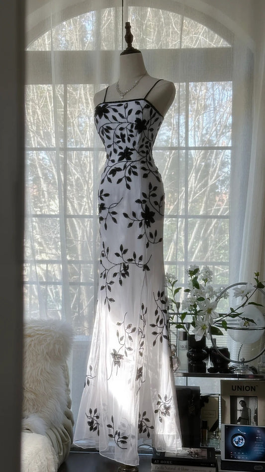 Modest Mermaid Spaghetti Strap White Chiffon With Black Beading Formal Gown Long Evening Night Prom Dresses MP1047