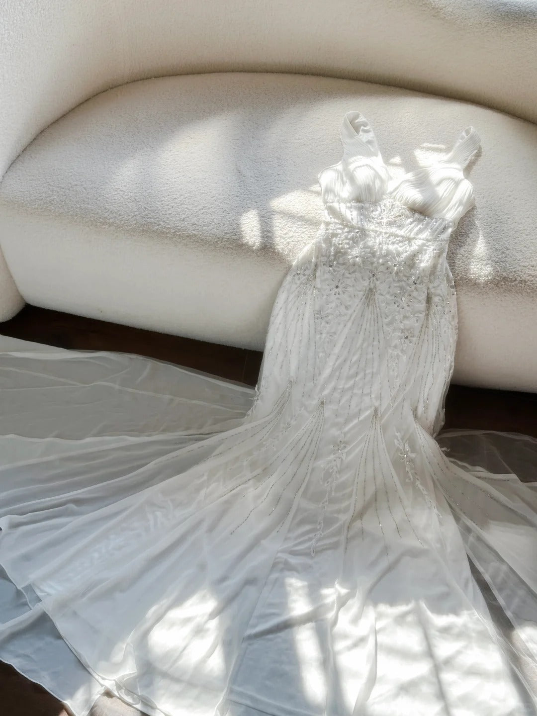 Beautiful Mermaid V Neck White Chiffon With Crystals Floor Length Sleeveless Formal Gown Evening Prom Dresses MP1122