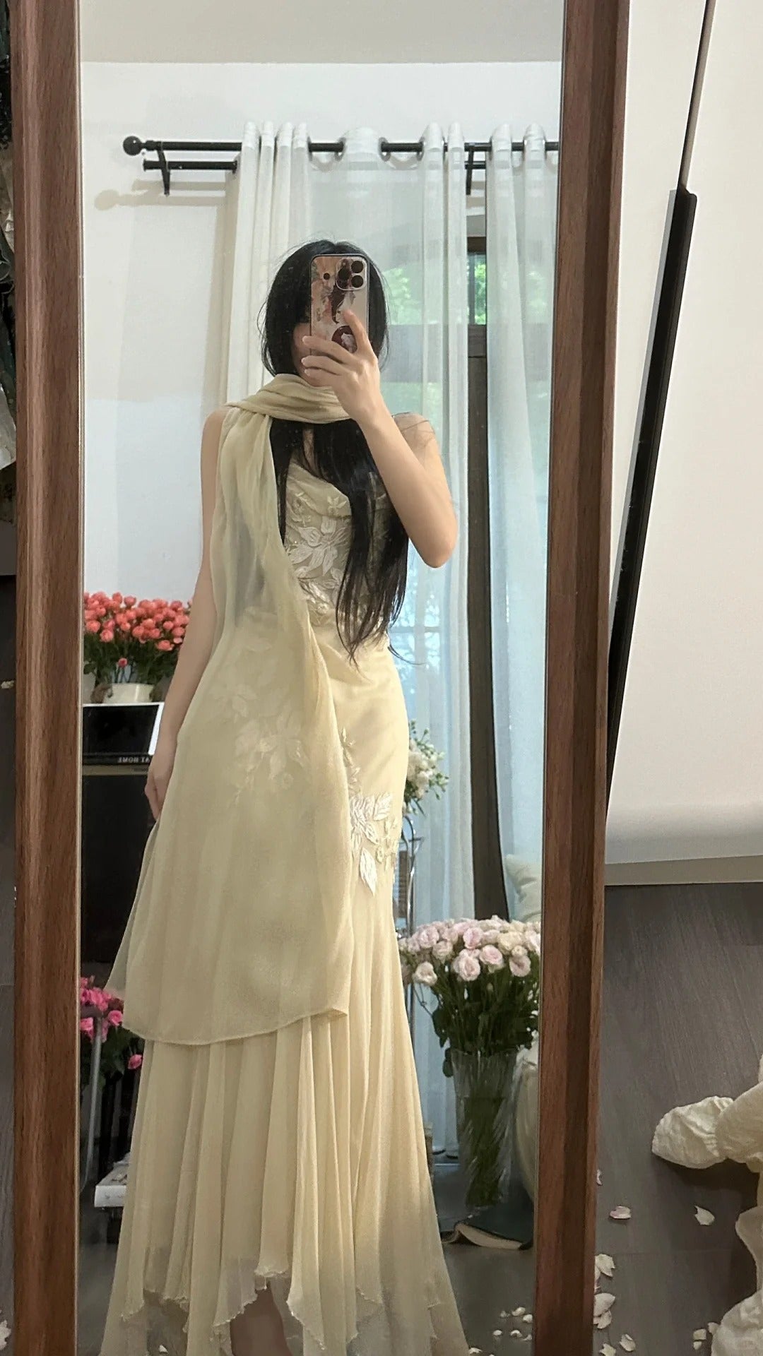Jolie robe de soirée sirène longue sans manches à fines bretelles en mousseline de soie champagne avec écharpe Robes de bal MP1123