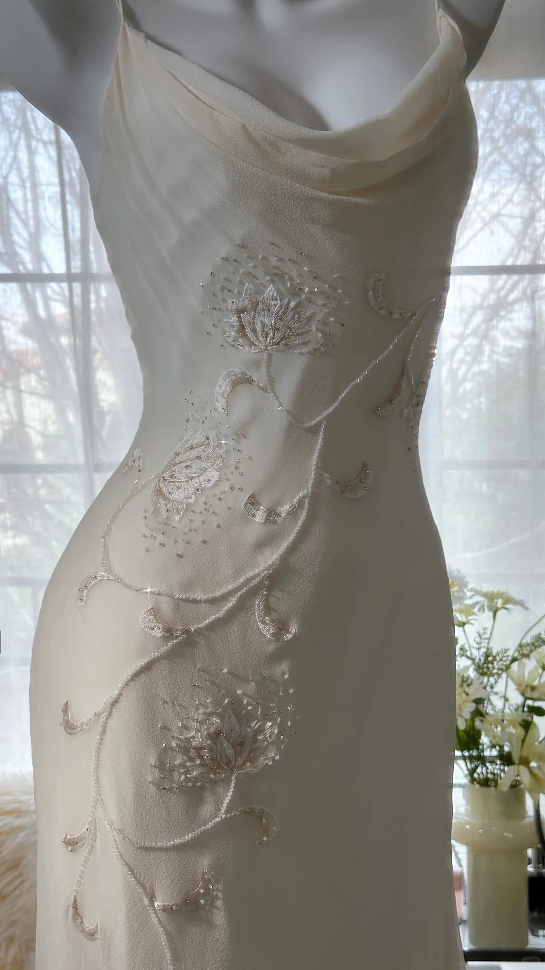 Classy Mermaid Spaghetti Strap White Mid Length Evening Night Gown Sleeveless Prom Dresses MP981