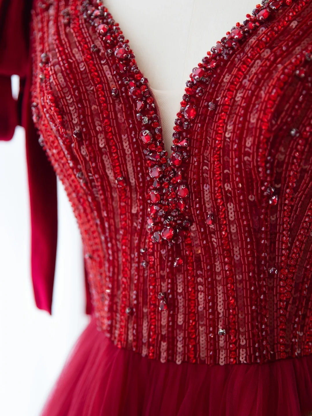 Rote Ballkleider Elegant Spaghettiträger A-Linie Perlen Pailletten Langes Abendkleid MP233