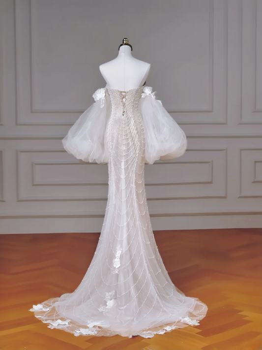 Zeitloses Meerjungfrauen-Herz-Brautkleid aus weißem Tüll mit Applikationen, Perlen und abnehmbaren Ärmeln, Prinzessinnen-Hochzeitskleid MP012