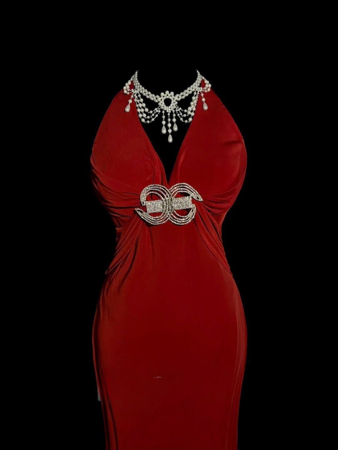 Elegantes Meerjungfrauen-Abendkleid mit Neckholder, V-Ausschnitt, rückenfrei, Rot, mit plissiertem Rock, MP656