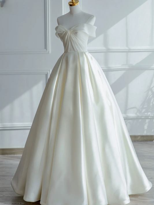 Simple Ball Gown Sweetheart Cap Sleeves Ivory With Ruffles Court Train Princess Bridal Gowns Wedding Dresses MP079