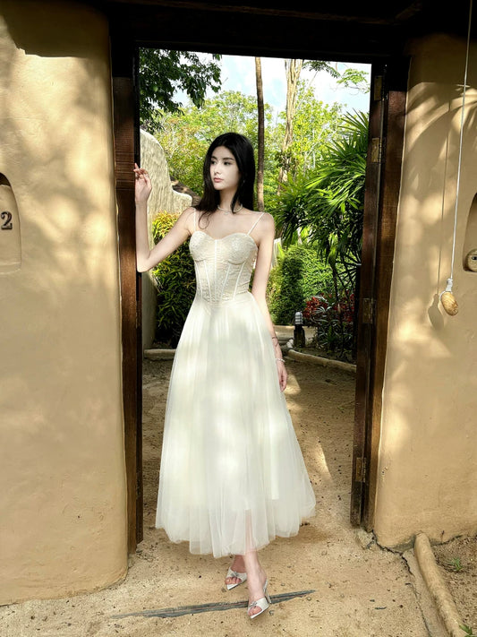 Vintage A Line Spaghetti Strap Tulle Lace 18th Birthday Gown For Women Party Dresses Holiday Beach Outfits MP217