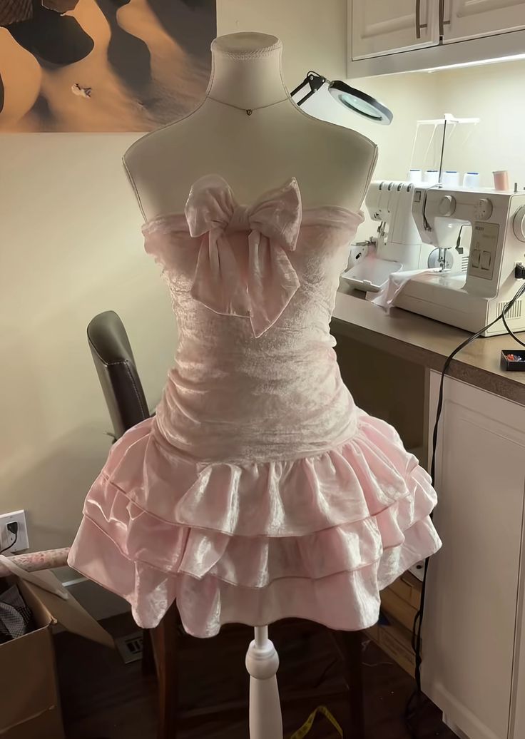 Robe Courte de Bal de Promo Princesse Fourreau Bustier Dentelle Rose Mini Robe de Soirée 15ème Anniversaire Tenues MP884
