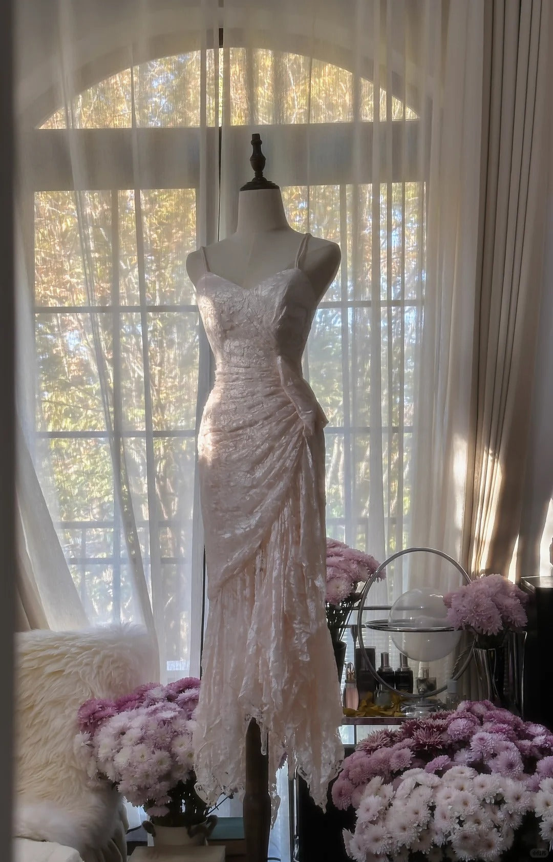 Modest Mermaid Spaghetti Strap Light Pink Sleeveless Mid Length Formal Gown Evening Night Prom Dresses MP1058