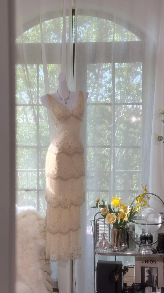 Robe de Soirée Formelle Longue Vintage Sirène Col en V Dentelle Ivoire avec Perles MP995