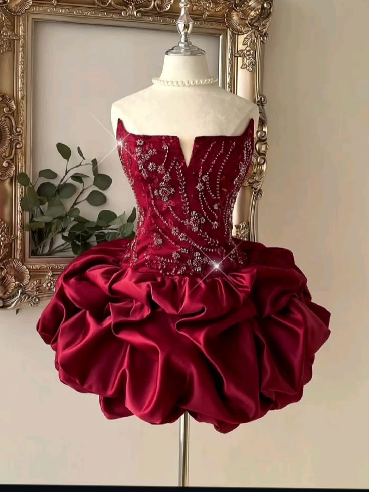 Pretty Ball Gown Strapless Burgundy Satin Graduation Short Homecoming Dresses 18th Birthday Outfits MP851