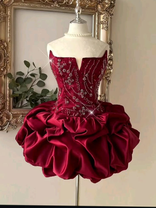 Wunderschönes Ballkleid Trägerloses Burgunderrot Satin Abschlussfeier Kurze Homecoming Kleider Outfits zum 18. Geburtstag MP851