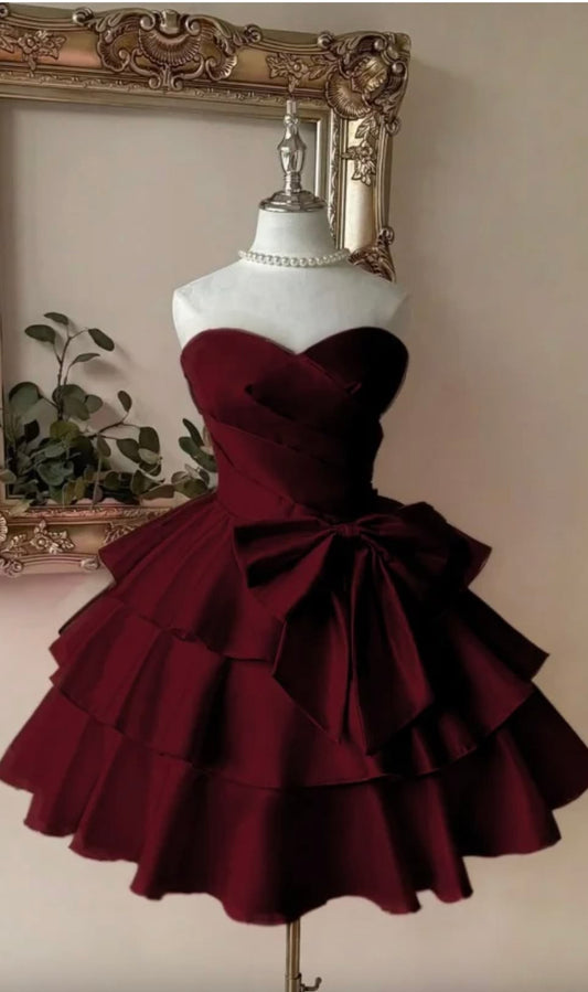 Trendiges Ballkleid, herzförmiger Ausschnitt, ärmellos, Satin, Mini, kurz, 15. Geburtstag, Homecoming-Kleid MP635