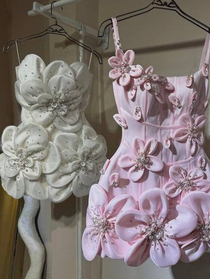 Prinzessin Satin Etui mit 3D-Blumen Abschlussball Kurz Homecoming Kleid Outfits zum 15. Geburtstag MP834