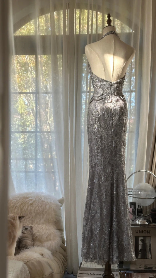 Modest Mermaid Halter V Neck Silver Gray Lace Long Sleeveless Formal Gown Evening Prom Dresses MP1089