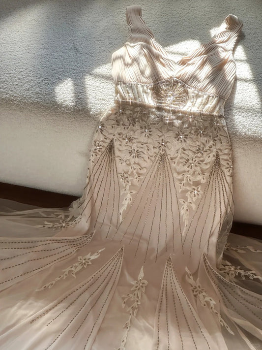 Modest Mermaid V Neck Champagne Chiffon With Crystals Floor Length Sleeveless Formal Gown Evening Prom Dresses MP1085