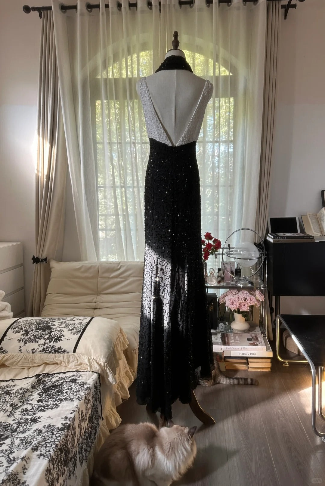 Vintage Sirène Col Bénitier Paillettes Noir Blanc Avec Écharpe Robe Longue Formelle Tenues De Soirée Robes De Bal MP1083