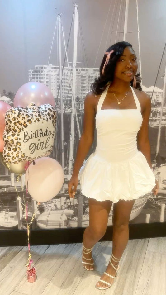 Niedliche Cocktailkleider Neckholder Scheide Weiß Kurz Mini Geburtstag Homecoming Partykleid MP559