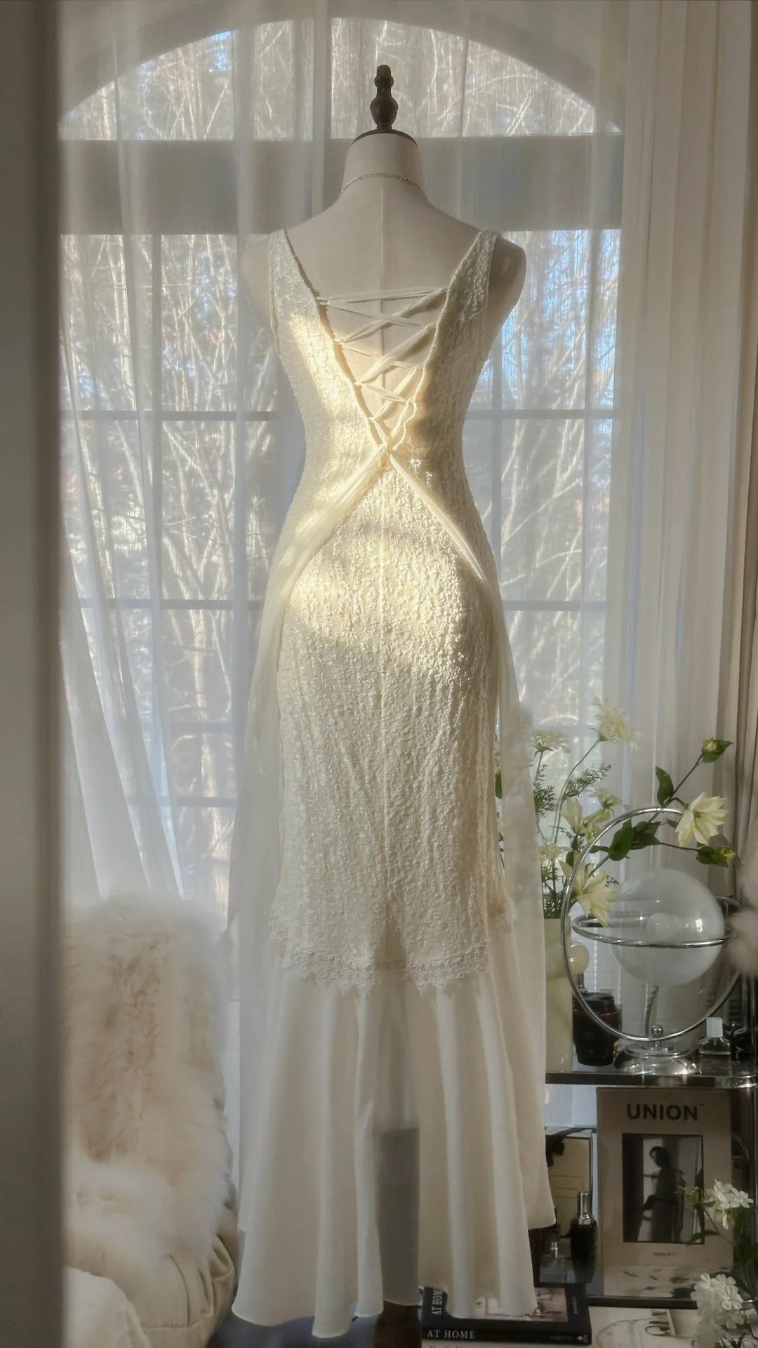 Simple Mermaid V Neck White Chiffon With Lace Formal Gown Long Evening Night Prom Dresses MP1025