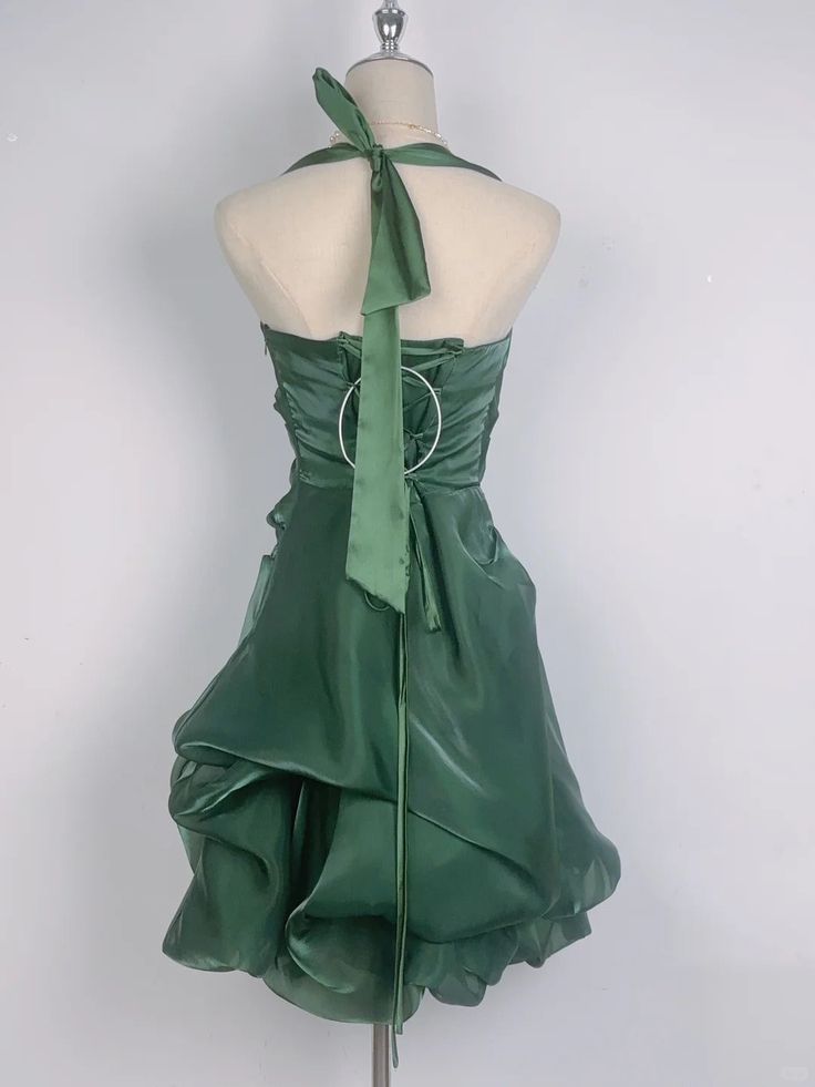 Robe courte de bal de promo à col halter à fleurs vert foncé vintage MP317