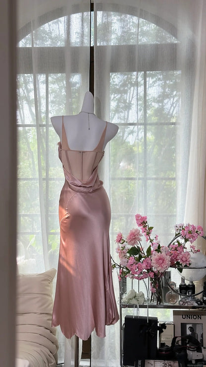 Elegantes meerjungfrauenförmiges, rosa satiniertes, ärmelloses, teelanges Ballkleid mit Spaghettiträgern MP974