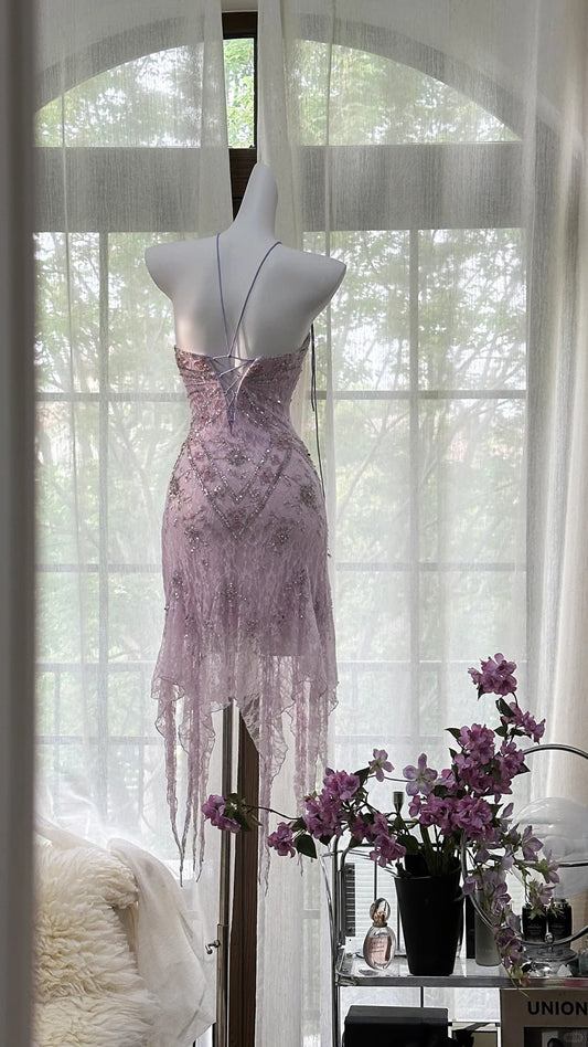 Sexy figurbetonte Homecoming-Kleider in Flieder mit Neckholder, Spitze und Perlen – kurze Party-Abschlussball-Outfits MP1011