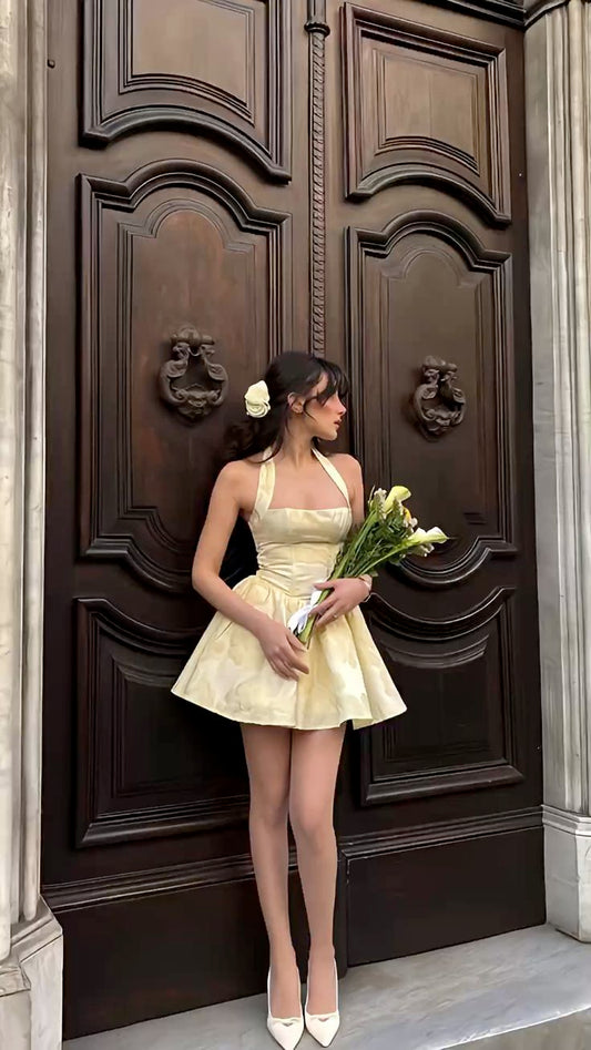 Schickes Ballkleid Neckholder Gelb Spitze Kurz Mini 16. Geburtstag Outfits Homecoming Kleider MP941