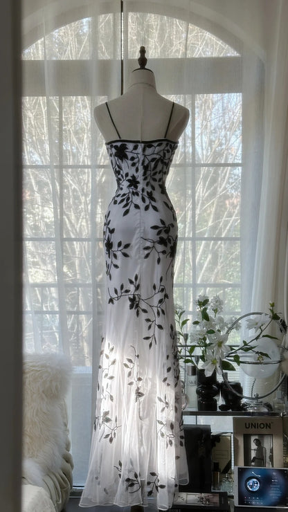 Modeste sirène bretelles fines en mousseline blanche avec perles noires Robe de soirée longue de bal MP1047