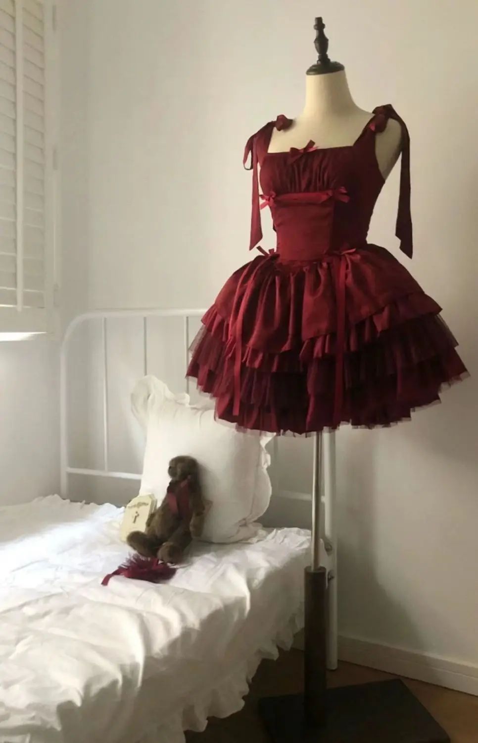 Süßes Ballkleid Spaghettiträger Burgund Tüll Kurz Mini 15. Geburtstag Outfits Homecoming Kleid MP695