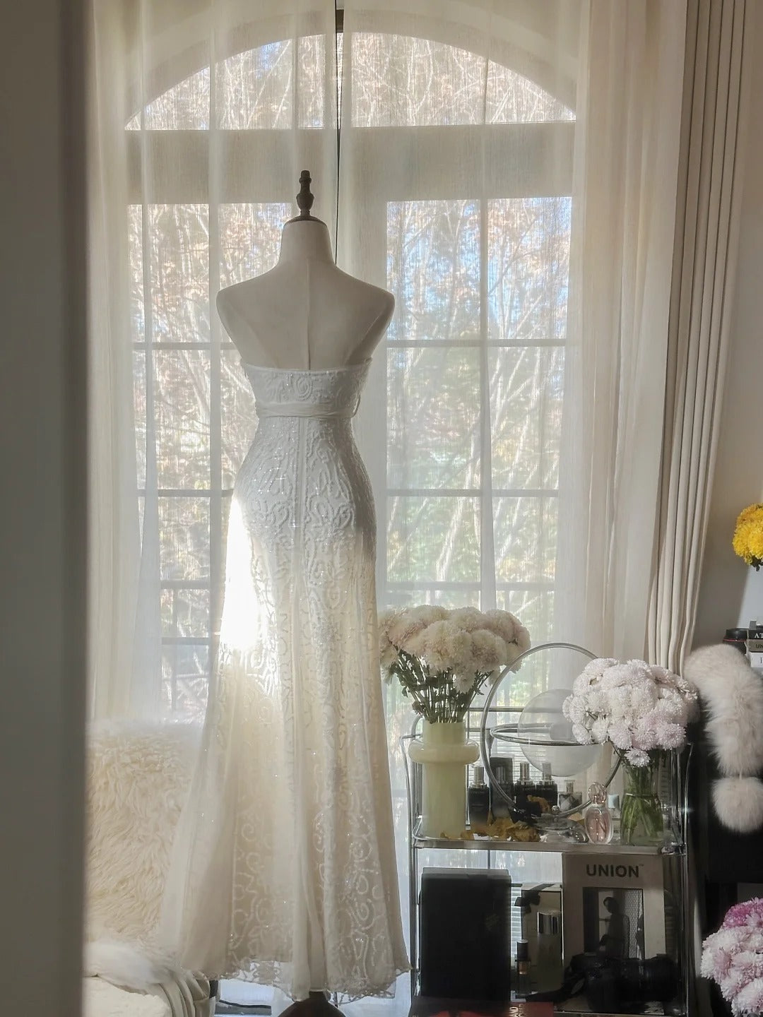 Pretty Mermaid Strapless White Sequin With Beading Long Sleeveless Formal Gowns Prom Dresses MP1125