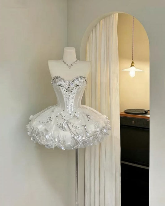 Glamouröses Ballkleid Sweetheart Silber Tüll Homecoming Kleider Minikleid Cocktail Modekleid Party Abschlussball Outfits MP1206