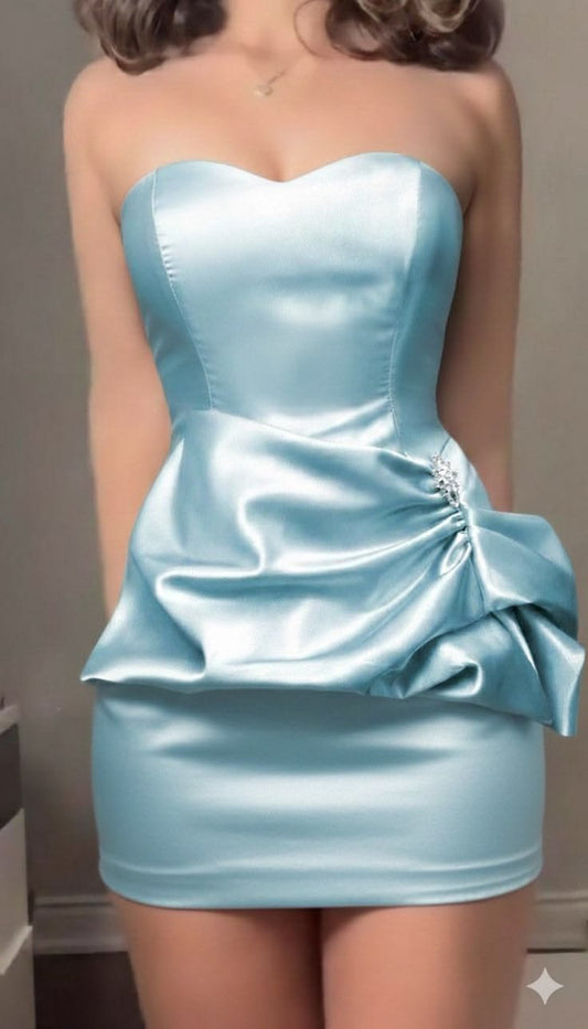 Günstiges Etui-Kurz-Abschlussballkleid aus blauem Satin mit Herzausschnitt für den 15. Geburtstag MP833