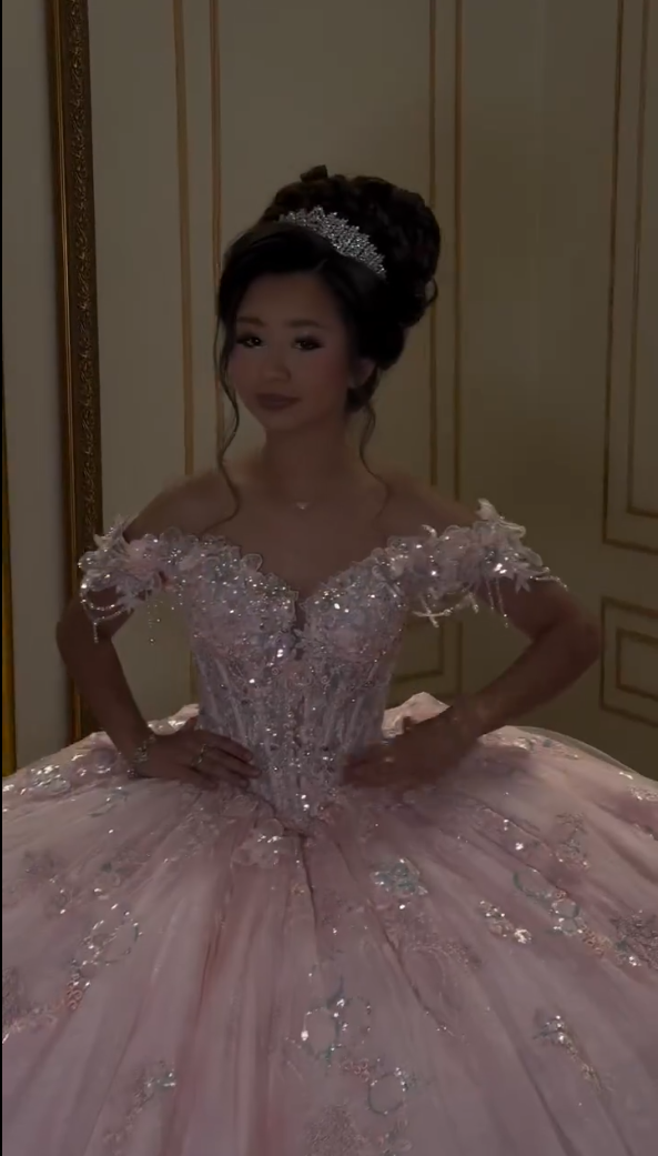 Modest Ball Gown Off The Shoulder Pink With Lace Applique Sweet 16 Dress Graduation Gown MP788