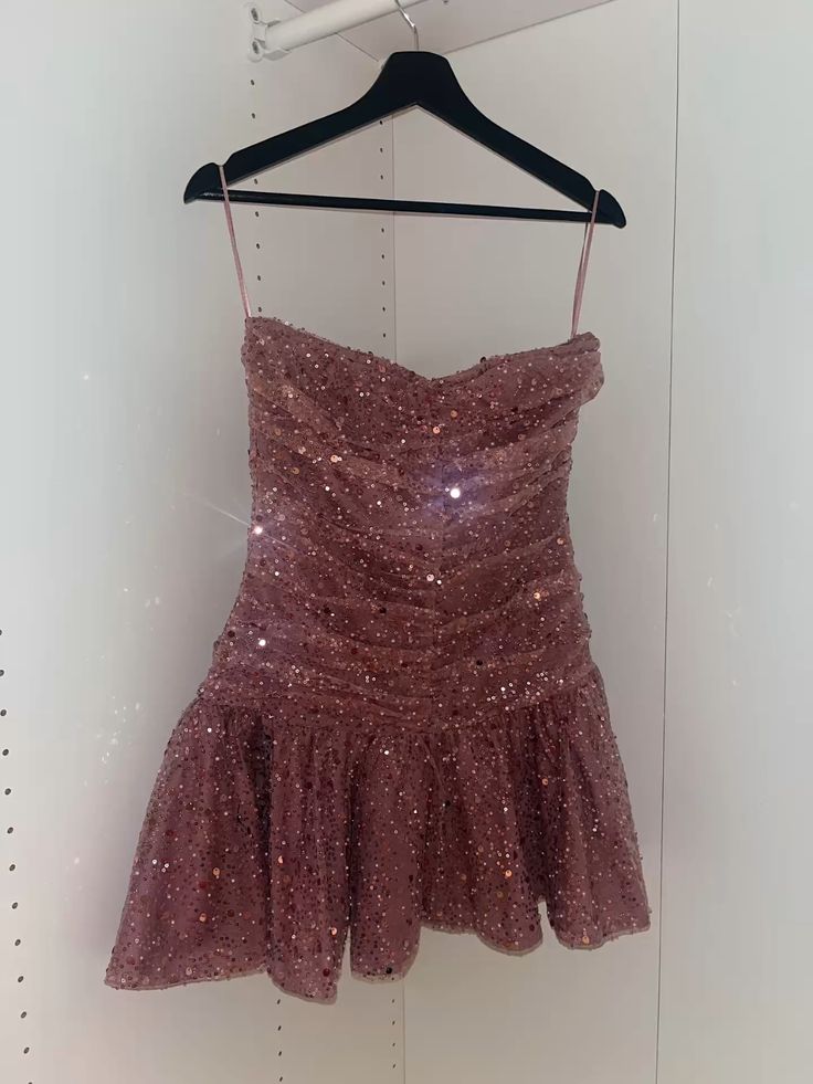 Einzigartiges Etui Trägerloses Pailletten-Minikleid Kurzes Heimkehrkleid Hoco Ballkleid Geburtstag Outfit MP1317