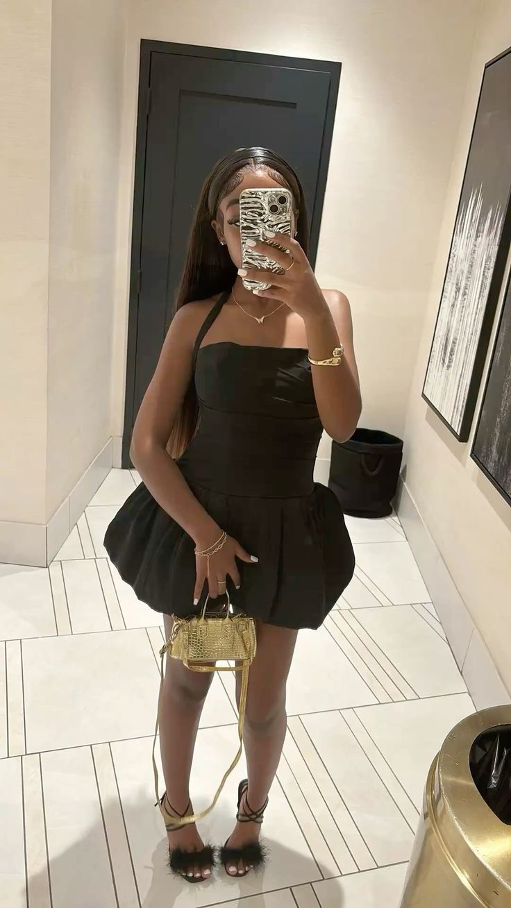 Mignonne Robe de Bal Licou Petite Robe Noire Satin Courte Mini pour 16ème Anniversaire Tenues Robe de Bal MP725