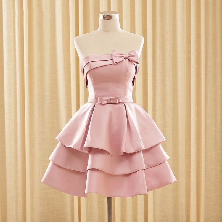 Simple Ball Gown Strapless Pink Satin Graduation Short Homecoming Dresses Graduation Outfits MP852