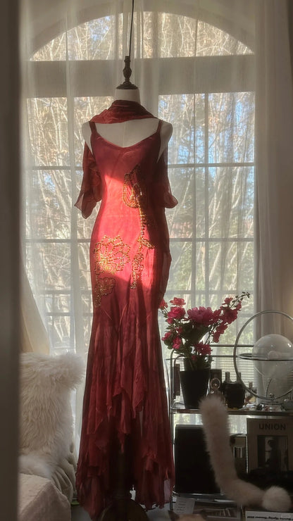 Bescheidenes Meerjungfrauen-Spaghettiträger-Kleid aus burgunderrotem Chiffon mit Perlenverzierung, bodenlang, Abend-/Ballkleid MP1041