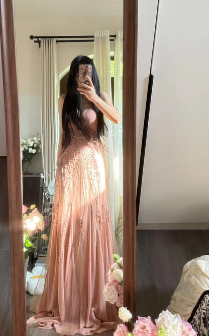 Elegantes & Ätherisches Meerjungfrauen-V-Ausschnitt-Kleid aus Chiffon in Errötendem Rosa, Ärmellos, für Gala, Schönheitswettbewerb, Abschlussballkleider MP1137