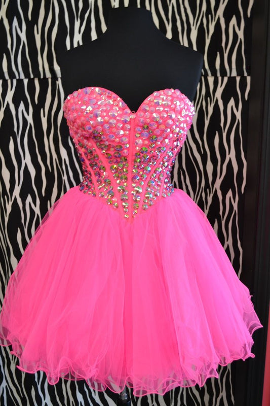 Süßes Ballkleid Trägerlos Hot Pink Tüll Perlen Kurz Mini 15 16 Geburtstag Outfits Homecoming Kleid MP715
