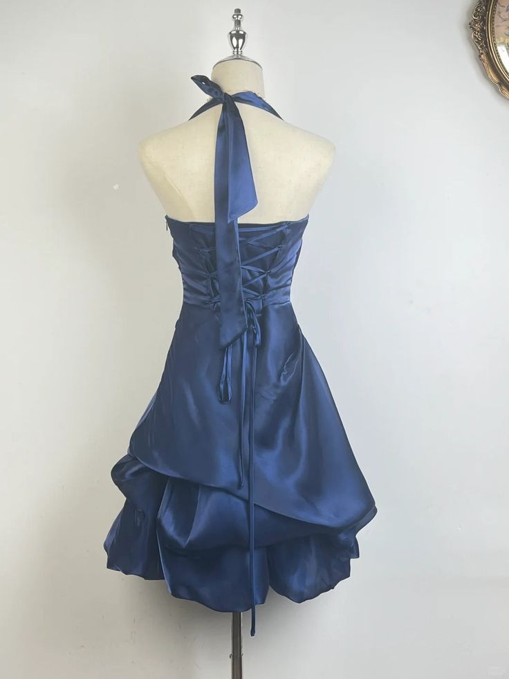 Robe courte de bal de promo à col halter à fleurs vert foncé vintage MP317