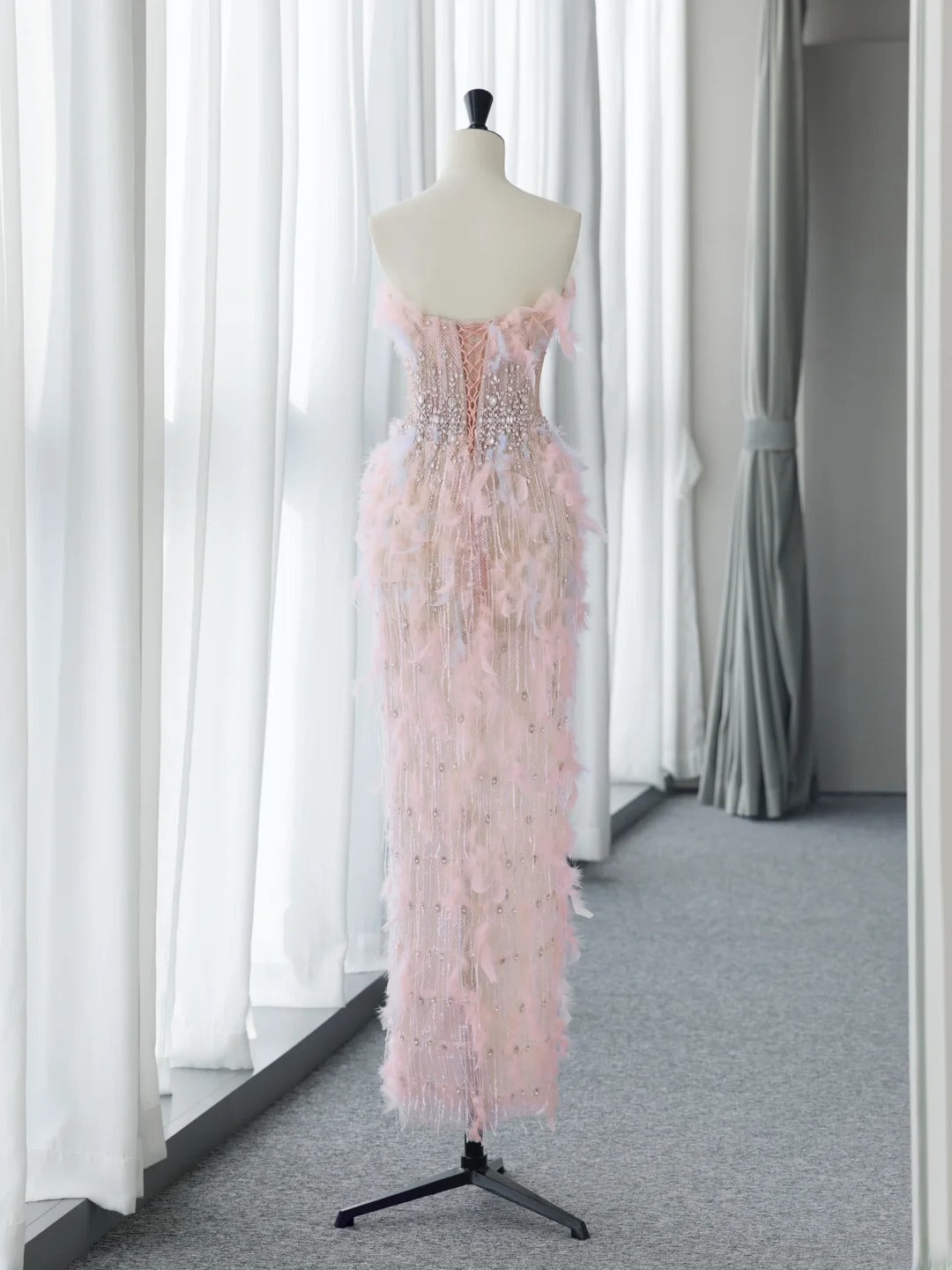Sweet Pale Pink Prom Dresses Inspiration Feather Beads Formal Dress MP229