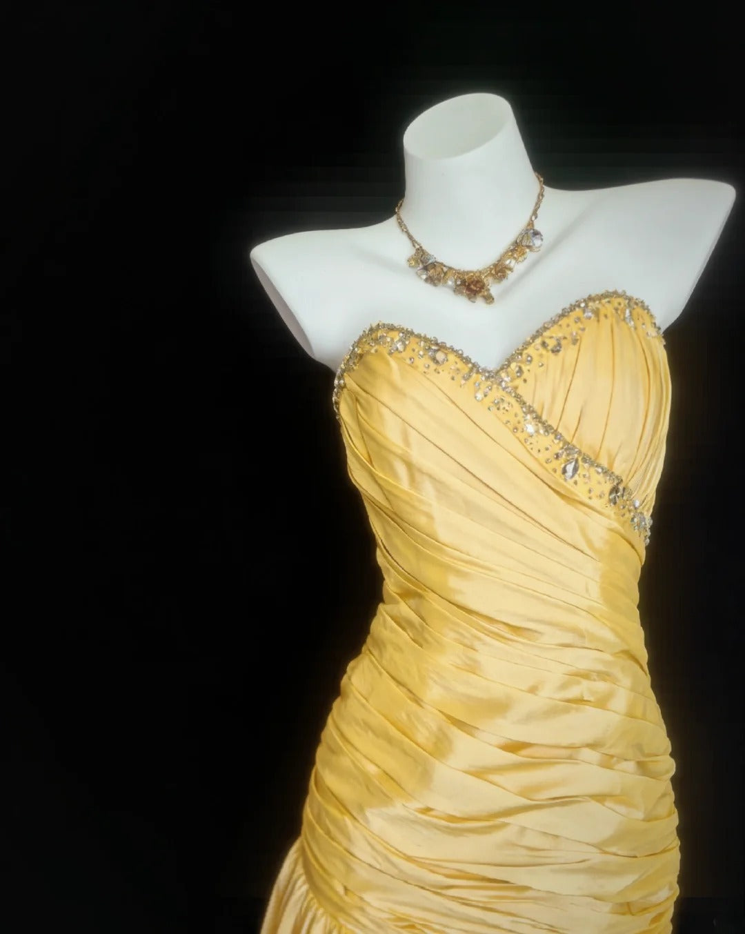 Charming Mermaid Sweetheart Yellow Pleated With Beaded Bodice Long For Senior Year 2026 Prom Dresses Birthday 16th Dress MP091