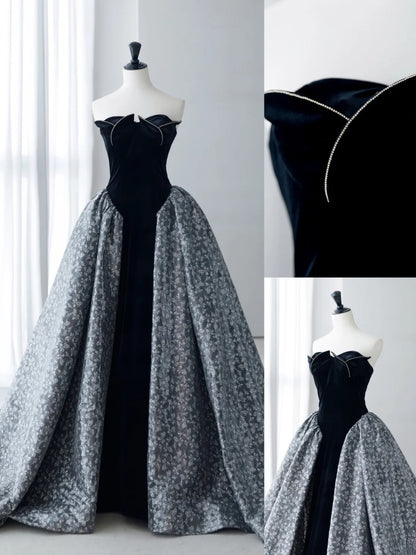 Glitzernde Abschlussballkleider Inspiration A-Linie Trägerloses Geblümtes Ballkleid MP236