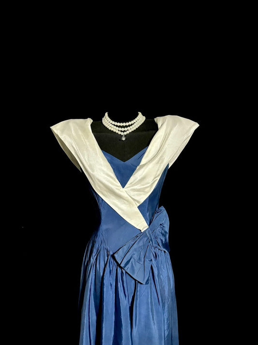 Elegant Mid Length Prom Dresses A Line Blue Satin Formal Dress Graduation Gown MP375