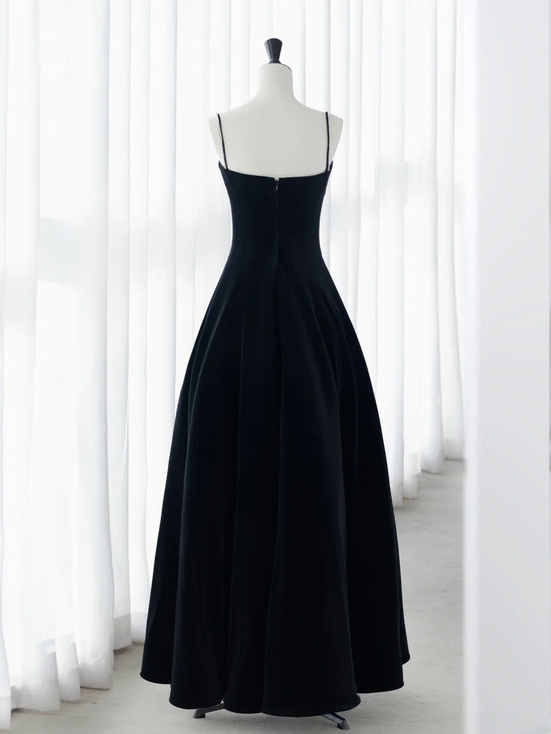 Simple Prom Dresses Long A-Line Spaghetti Straps Black Ruffles Long Satin Graduation Formal Dress MP249