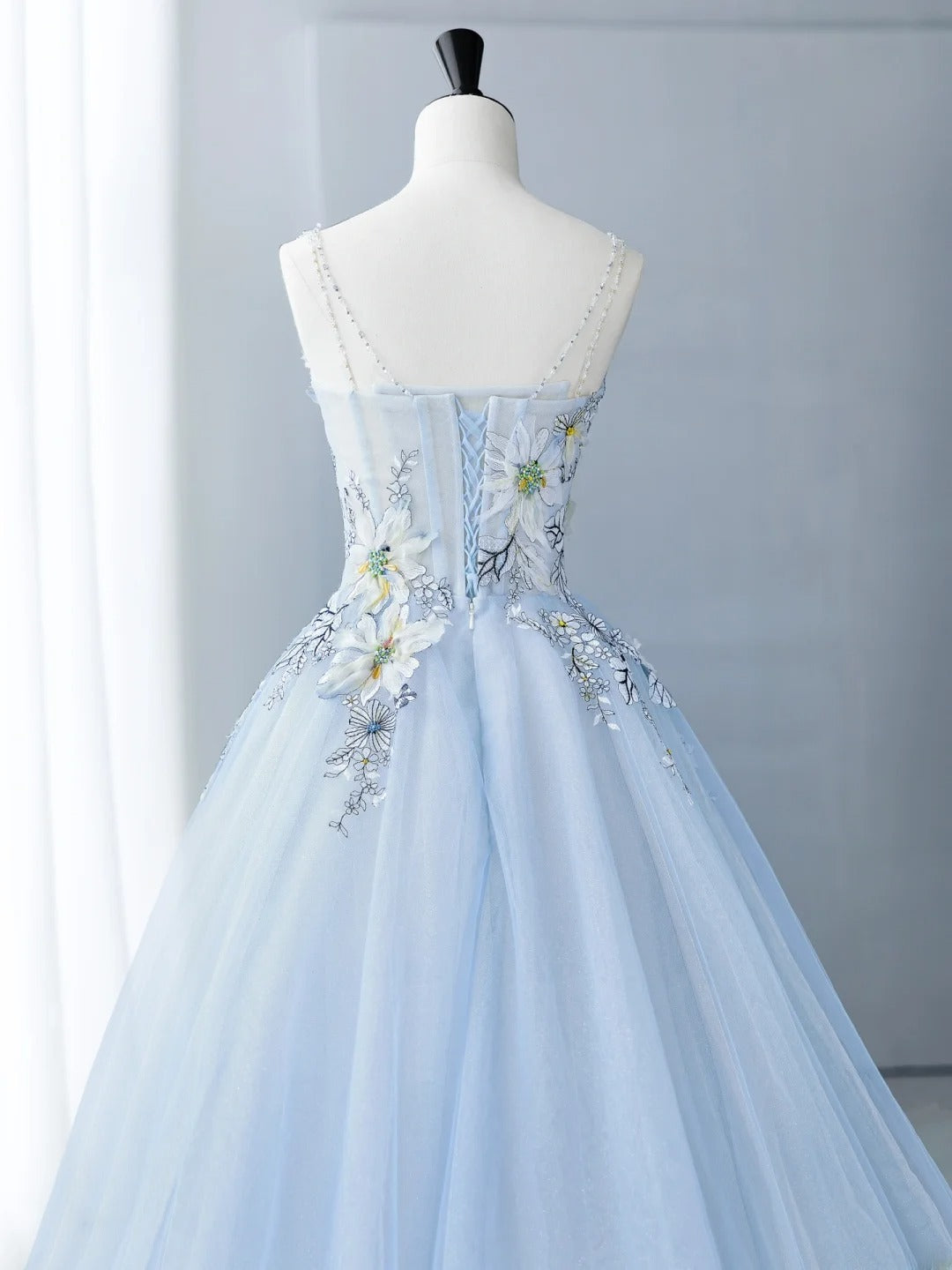 Sweet Long Quinceañera Dresses Ball Gown Sweetheart Light Sky Blue With Appliques Quince Dress MP251