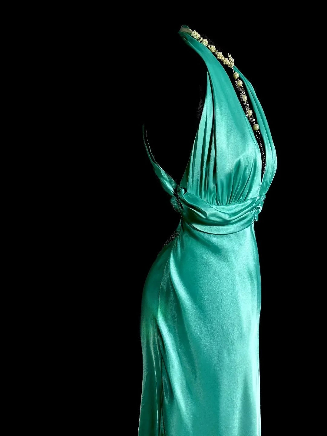 Bescheidene lange Ballkleider Meerjungfrau V-Ausschnitt Blau mit plissiertem Satin-Festkleid Abschlussballkleid MP384