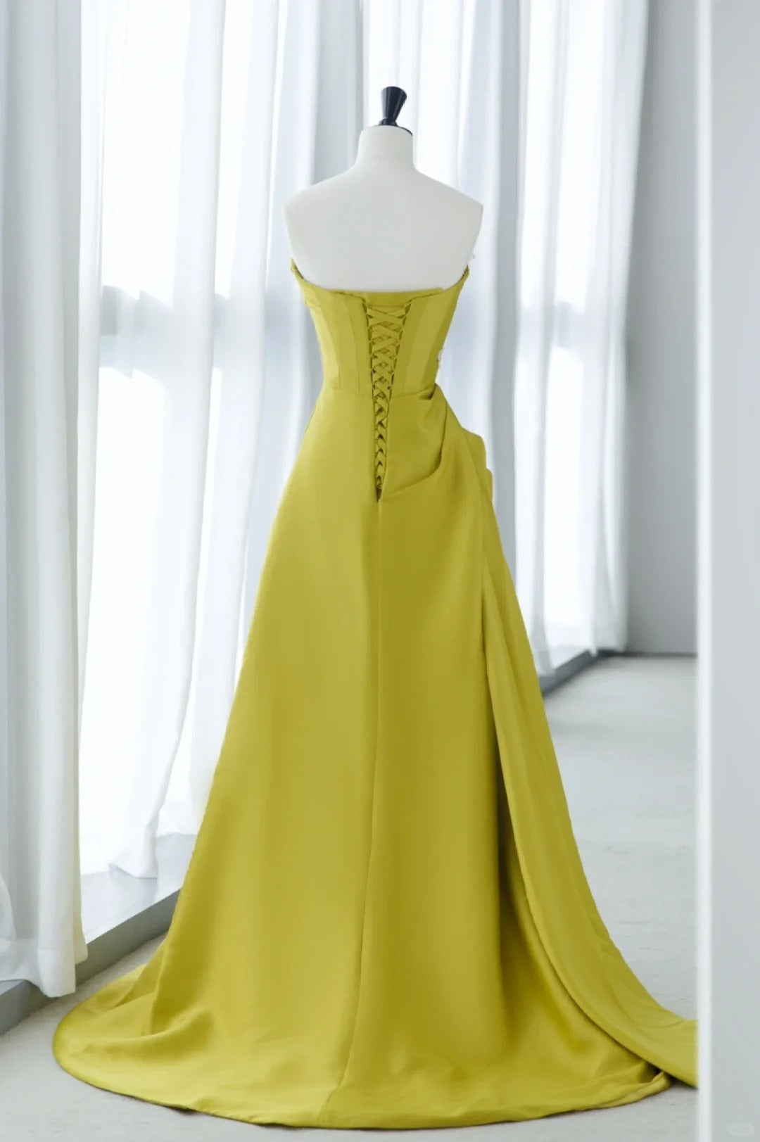 Simple Prom Dresses Long A Line Sweetheart Green Satin With Ruffles Slit Graduation Formal Dress MP253