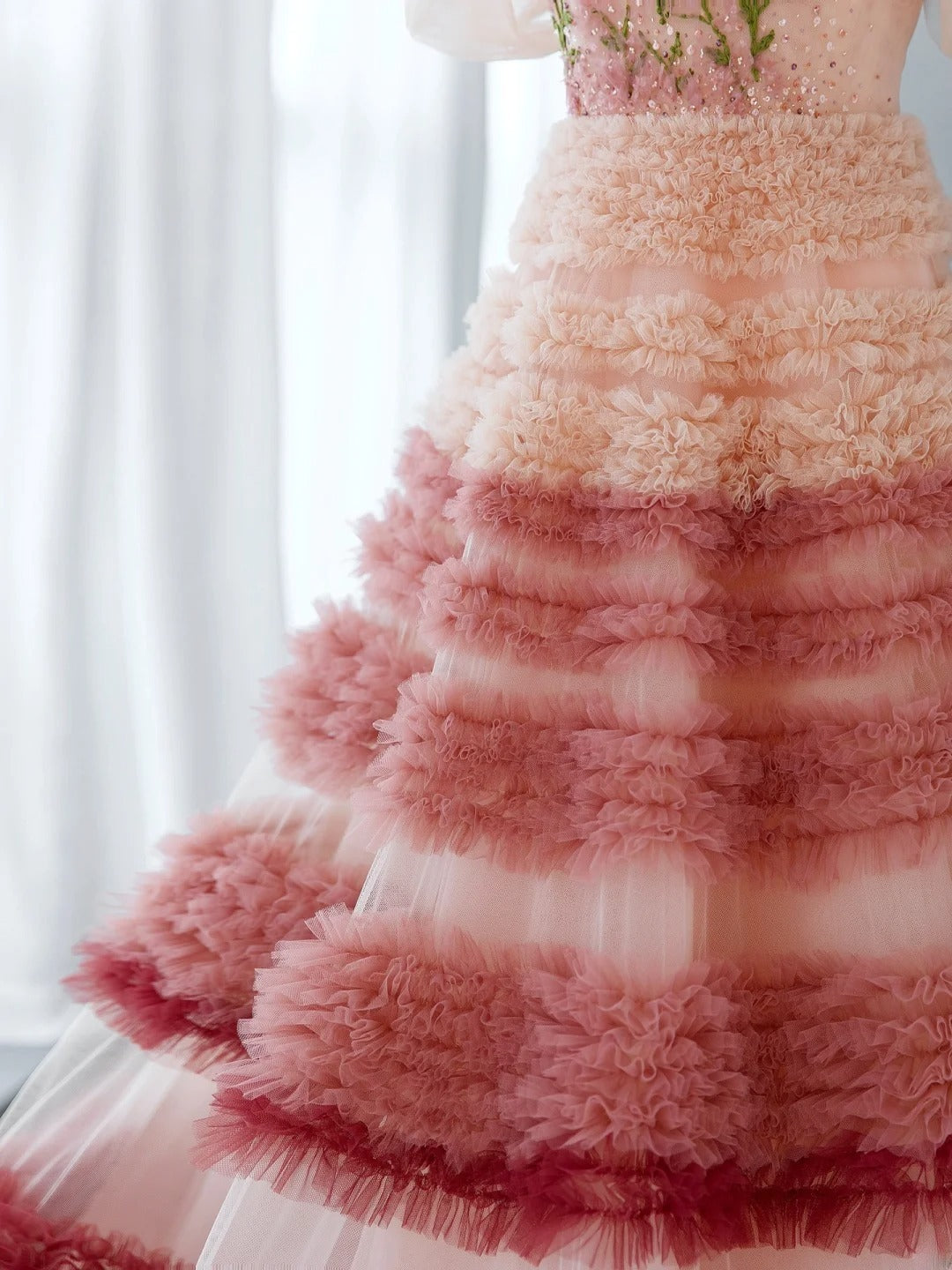 Sweet Long Quinceañera Dresses Ball Gown Strapless Tulle With Sleeves With Appliques Quince Dress MP256