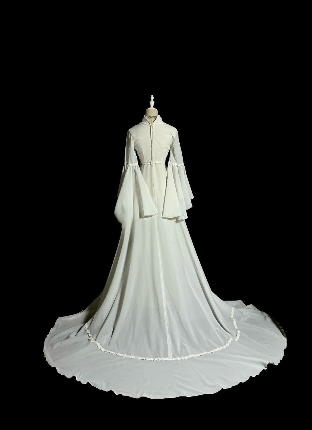 Dream A Line Manches Longues Ivoire Avec Applique Mousseline Traîne Courte Robes De Mariée Princesse MP391
