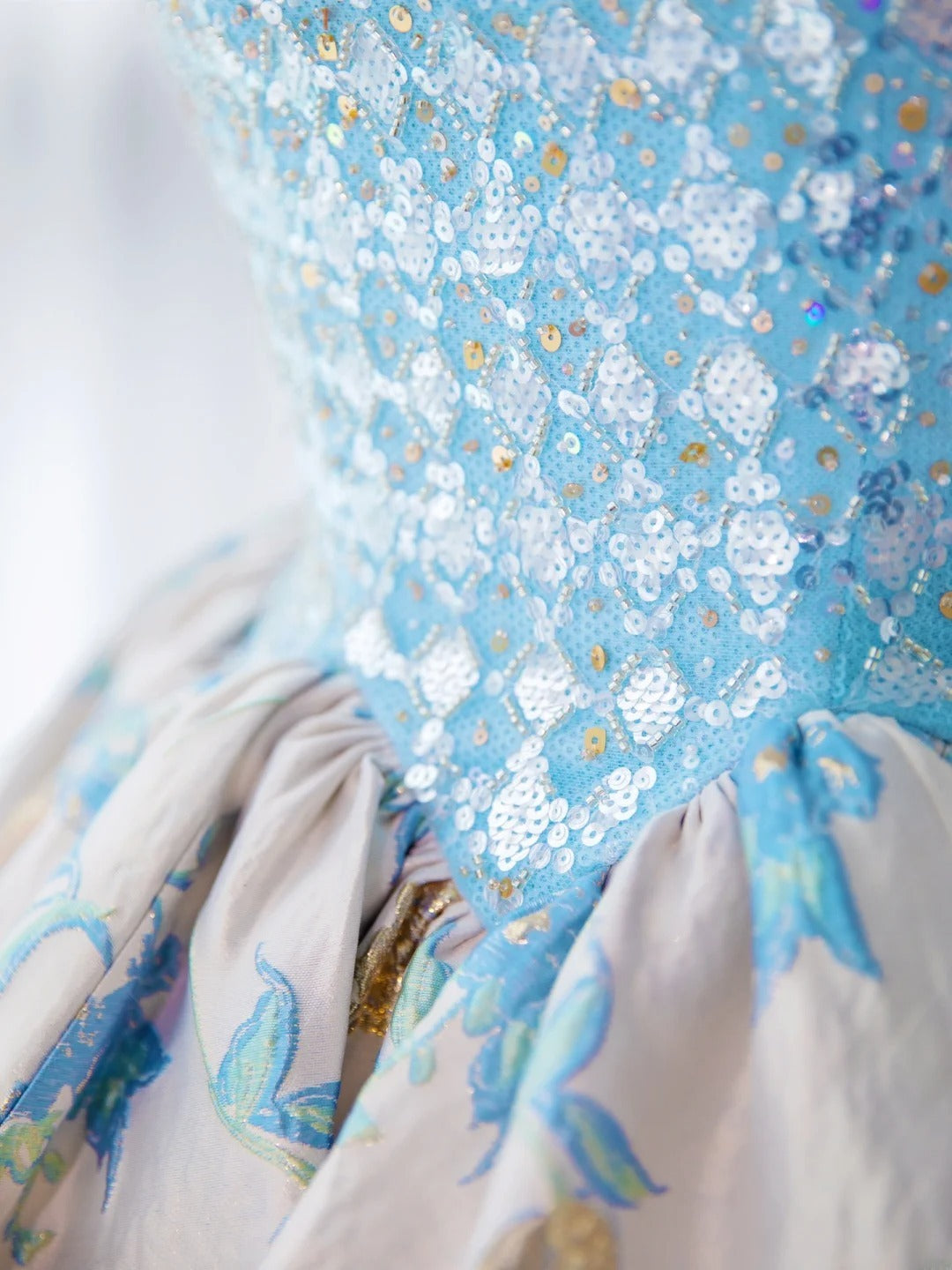 Sweet Long Quinceañera Dresses Ball Gown Strapless Blue Floral Satin With Beadings Quince Dress MP263