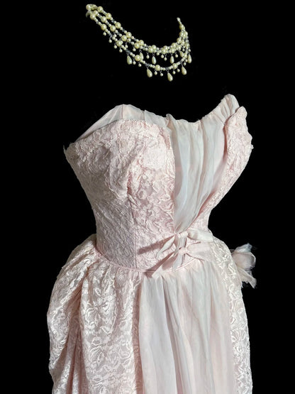 Cute A Line Sweetheart Pink Lace Sleeveless Prom Dresses Long Formal Dress Graduation Gown MP484